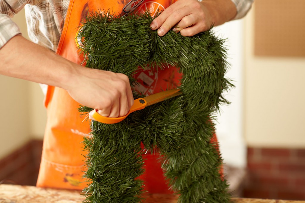 Register for a Do-It-Herself Workshop at The Home Depot and make your own monogram wreath! #DIHWorkshop